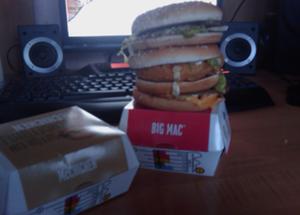 nikeee_2011-06-16_BigMc4Chan.jpg