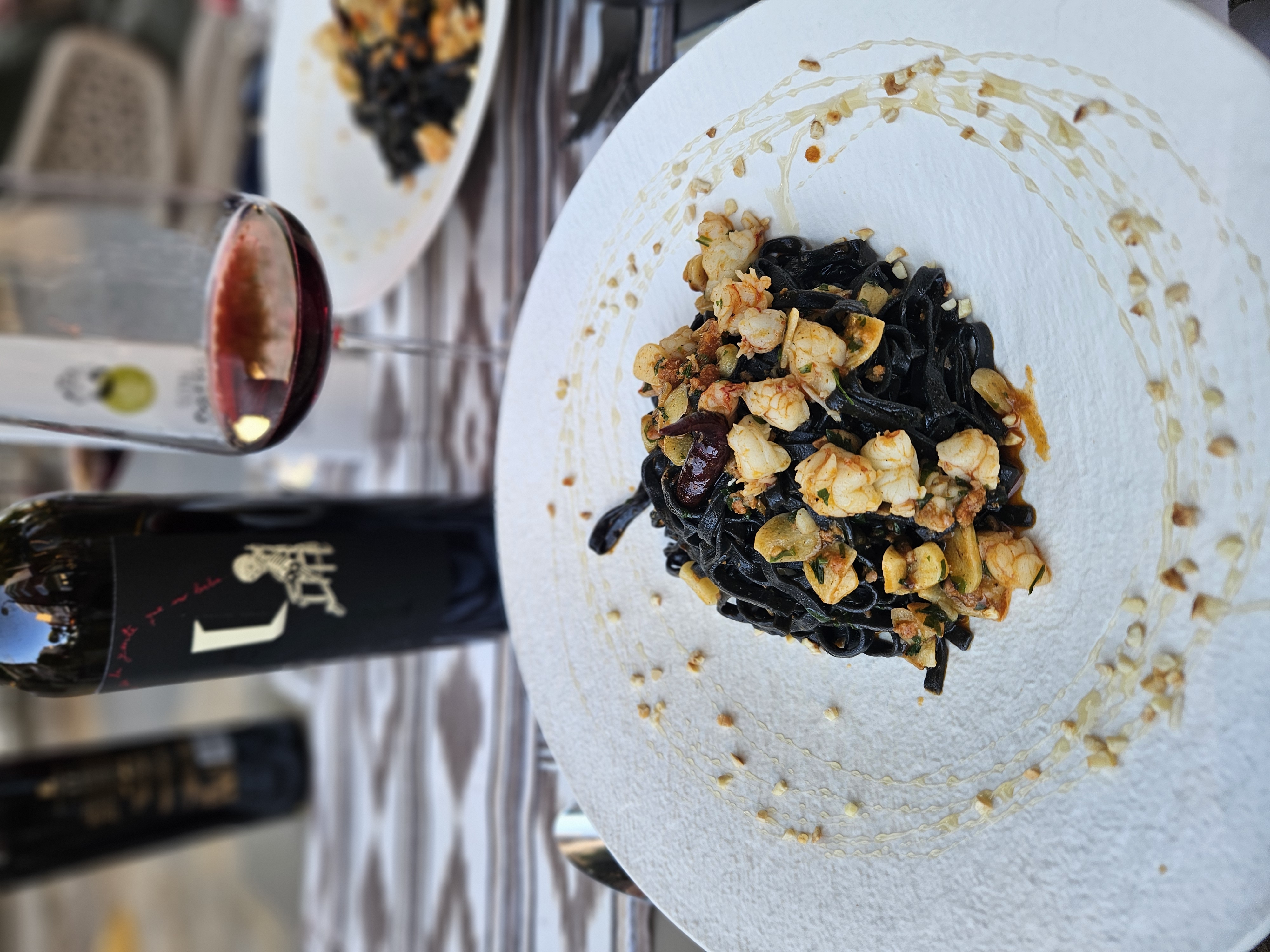 https://foodloader.net/xSh_2026-05-21_Tagliatelle_con_seppia_e_gamberetti.jpg